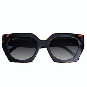 Bertha Marlowe Sunglasses- Solid Black